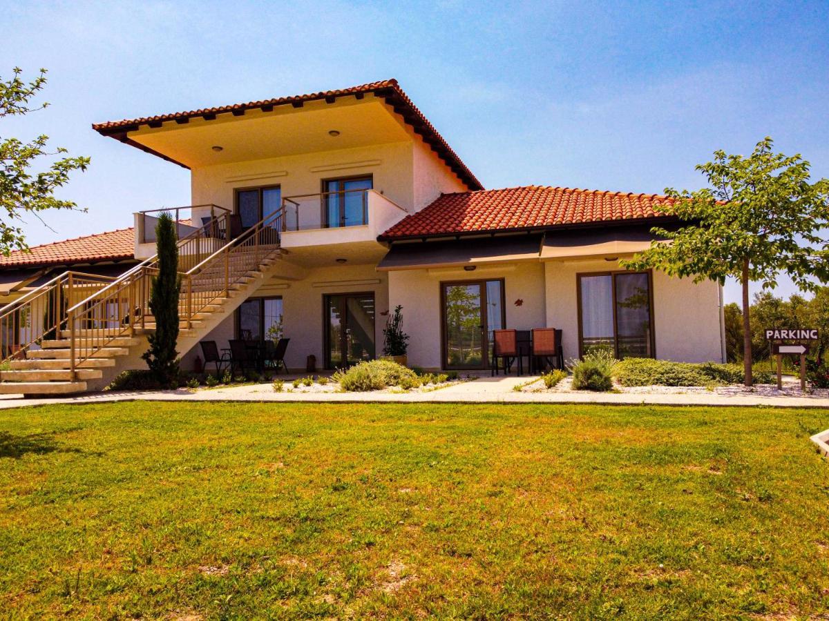 Varkes Suites 1 Nea Poteidaia Luaran gambar